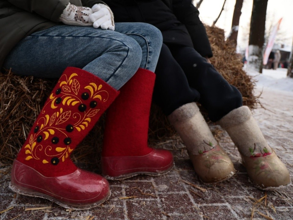 Сувенирные валенки увезли гости из Каширы с фестиваля