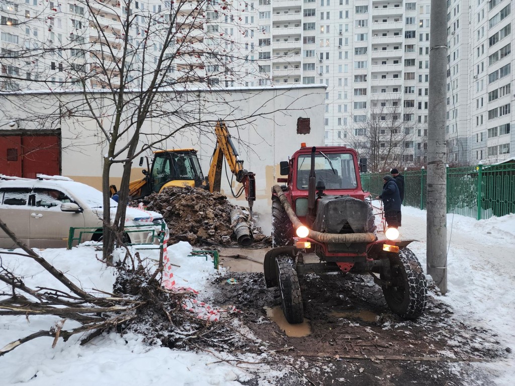 Тепло и горячую воду в «Подольские просторы» вернут к 21.00