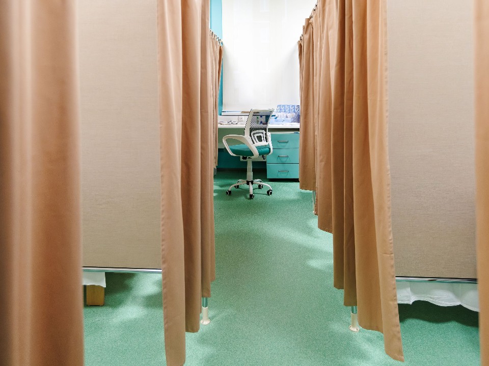 Постковидная импотенция: кому поможет электротерапия, а кому — тренажер Кегеля