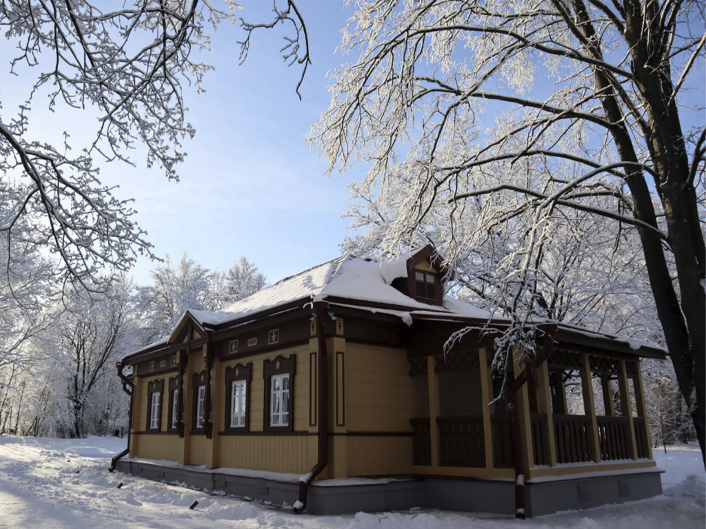 Зарайцев приглашают на зимние экскурсии по Даровому