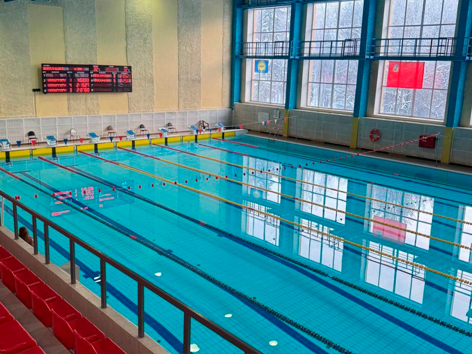 Три медали принесли зарайским пловцам соревнования в Воскресенске