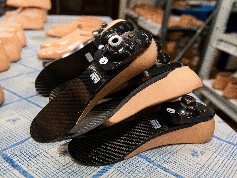 Выплаты на приобретение протезов перечислили в Подмосковье: как получить и куда обращаться