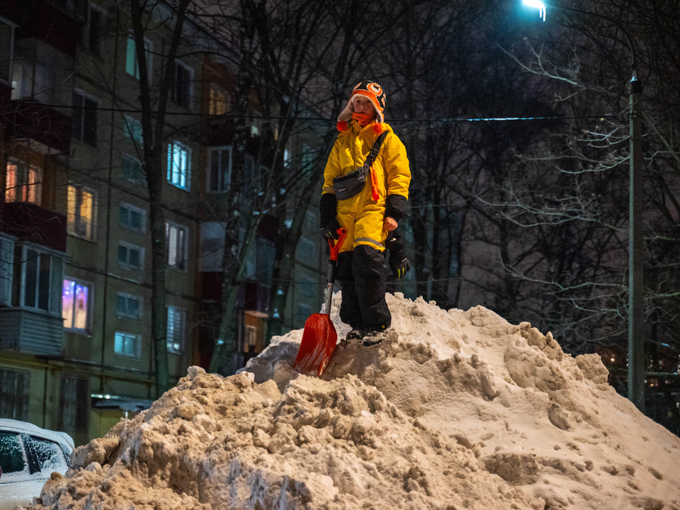 В Реутове родилась добрая традиция — вместе убирать зимний двор