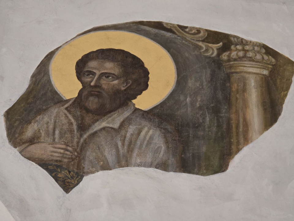 В храм деревни Юрлово передали старинные иконы из Мурманска