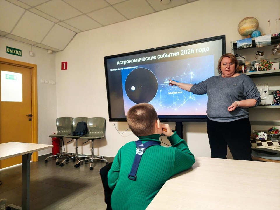 Школьники Пущина исследуют космос под руководством кандидата физико-математических наук
