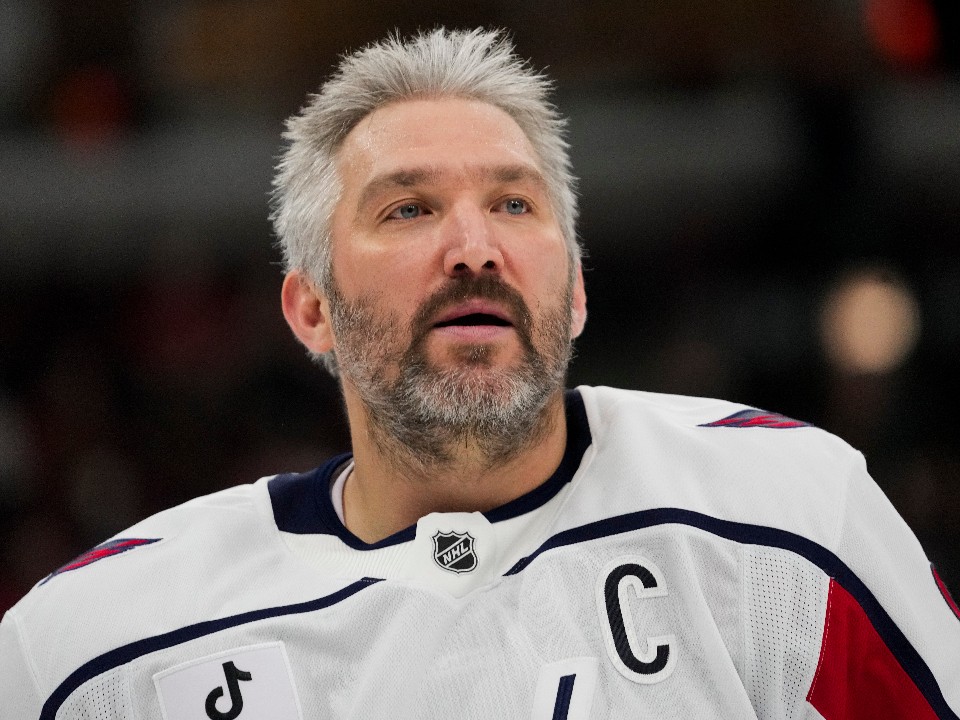 И один в поле воин: Овечкин отказался поддержать ЛГБТ* в ходе чемпионата НХЛ