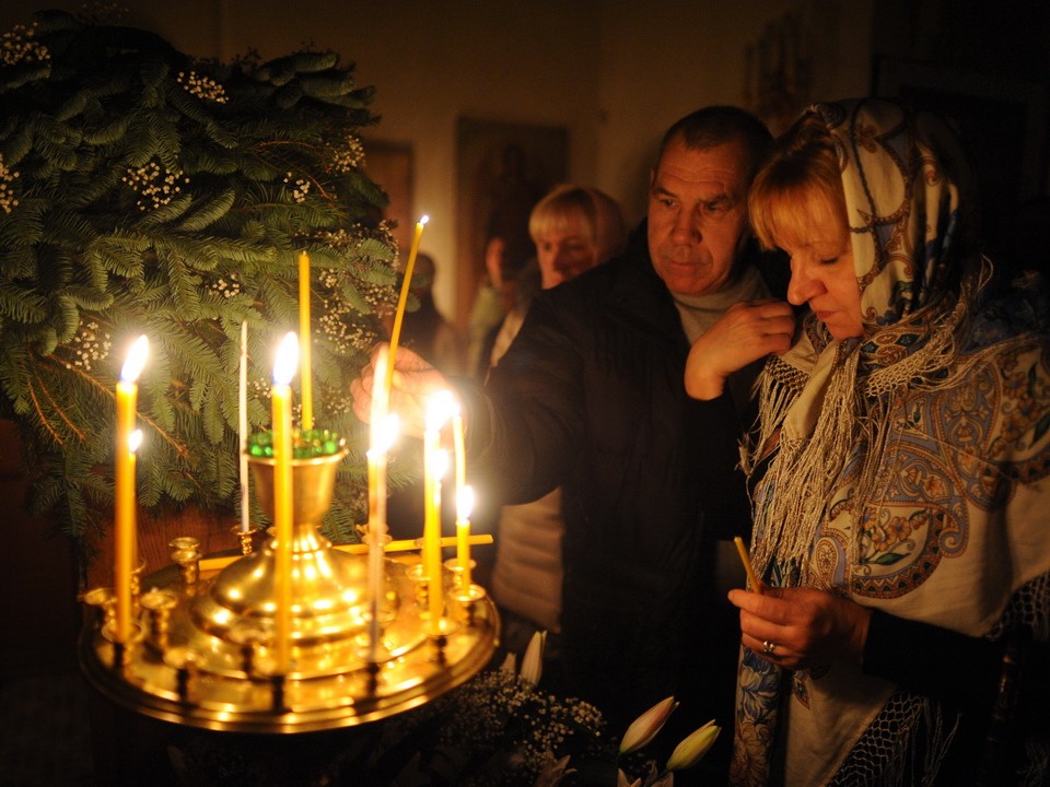 Какие молитвы следует читать 17 января верующим: объясняем