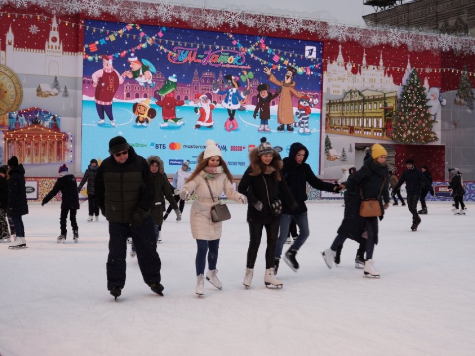 Выплаты, пенсии и земельные участки: в Подмосковье расширили меры соцподдержки граждан