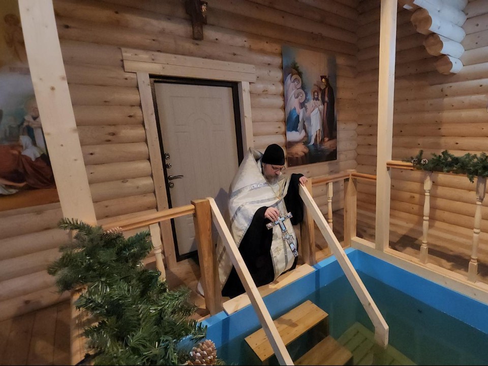 Только здесь в Лобне можно совершить крещенское омовение до 25 января