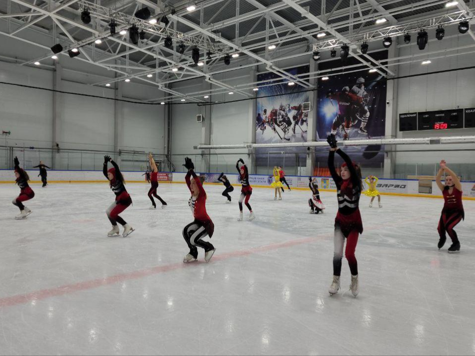 Фигуристы школы «Пегас» готовят премьеру с цирковым сюжетом