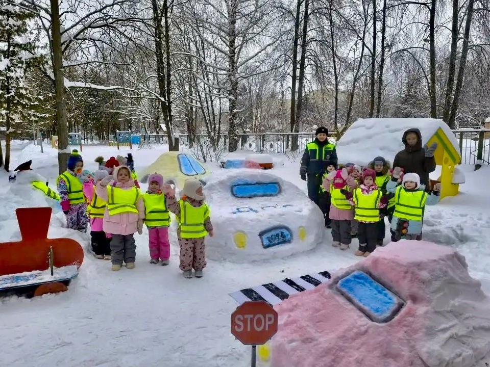 В детском саду Луховиц высадился «Снежный патруль»