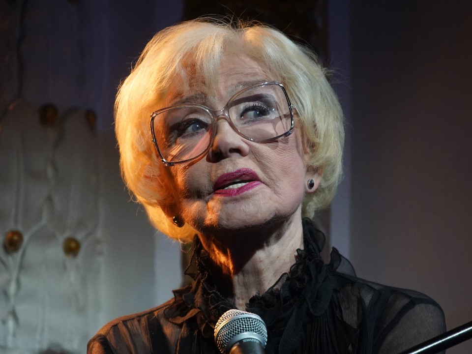 Вера Алентова ушла, но вопросы остались: что случилось с наследством актирисы