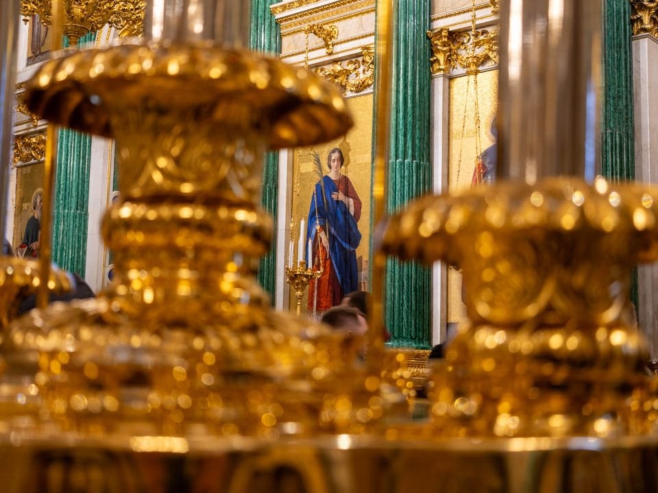 Священники и прорубь: почему духовенство не участвует в купаниях