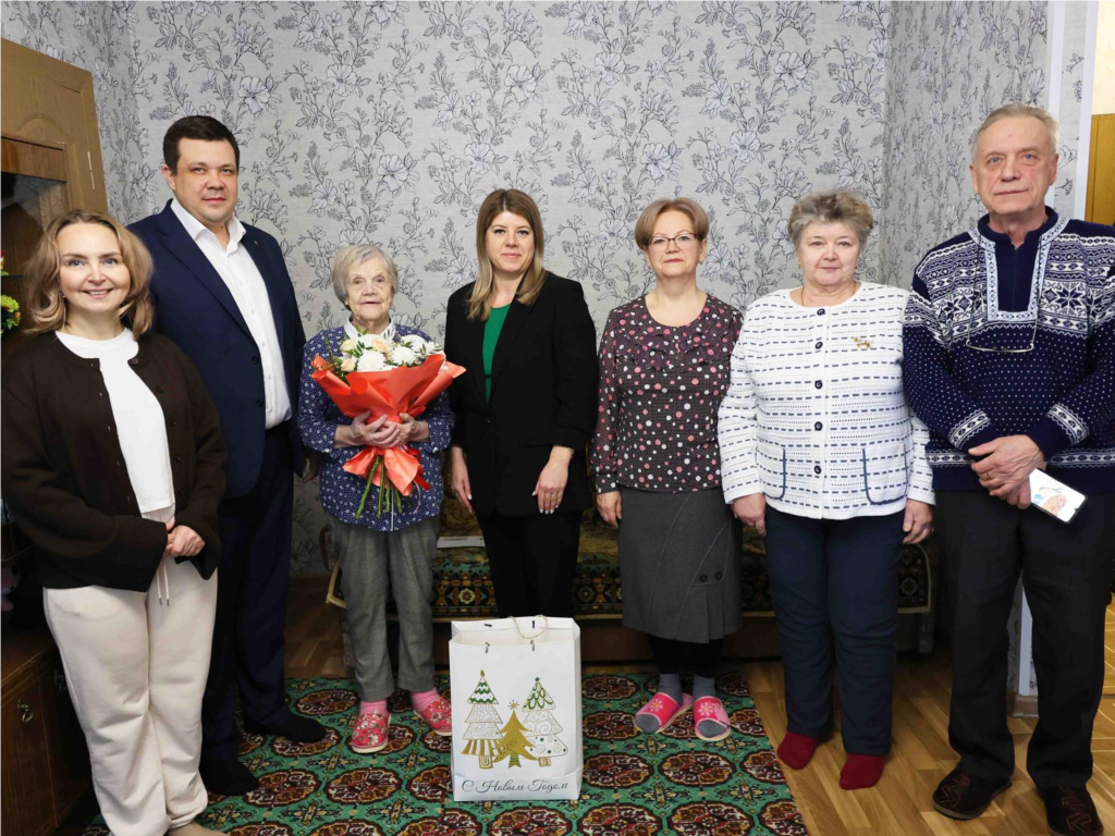 Поздравление от Путина и главы Павловского Посада передали 94-летнему ветерану округа