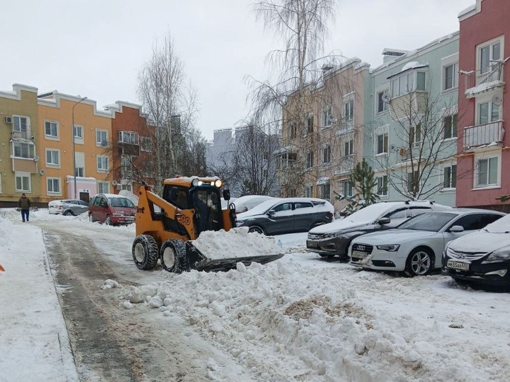 Снежный марафон в Ступине: пятьдесят тыс. кубов снега уже вывезено с улиц