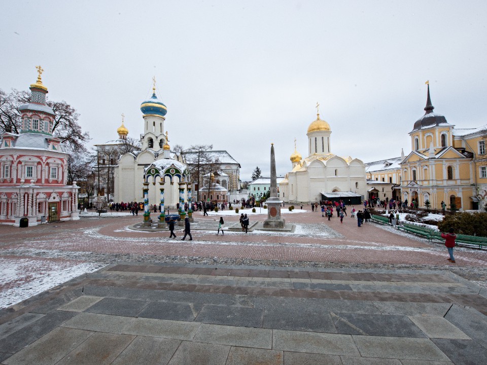 16 месяцев осады и тысячи жертв: как Троице-Сергиева Лавра выстояла против поляков в 1608-1610 годах