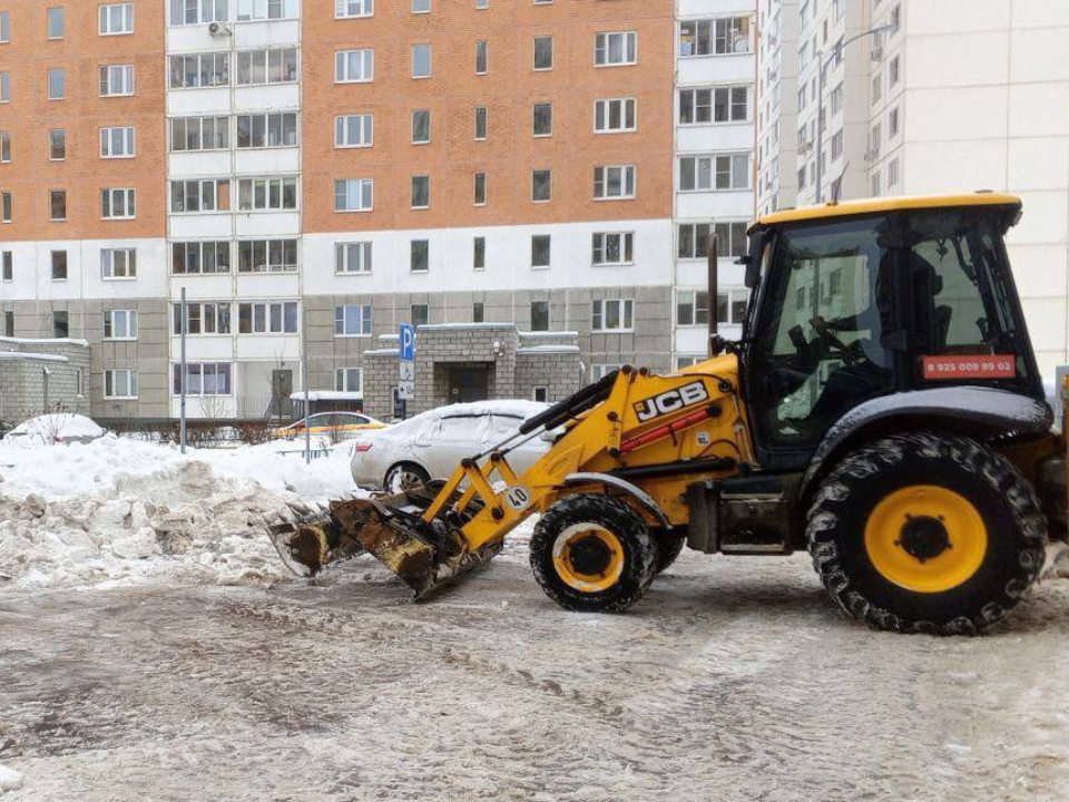 Где сегодня убирают снег в Домодедове: список дворов и улиц