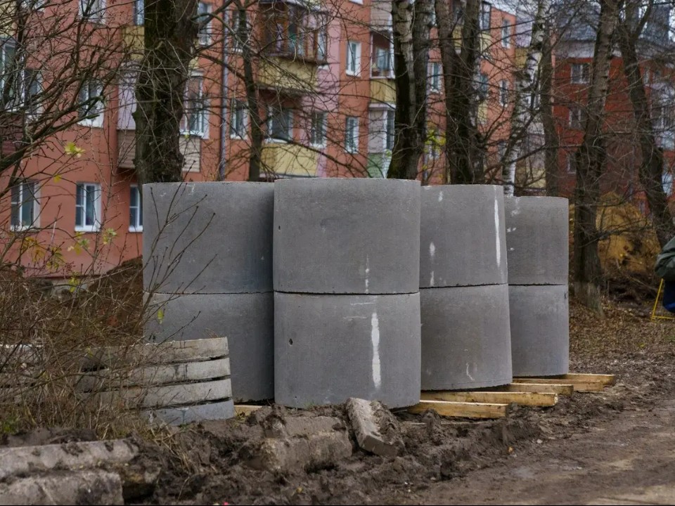 Сроки сдвинуты вправо: ремонт теплотрассы между ул. Корнеева и Каширским шоссе идет по новому графику