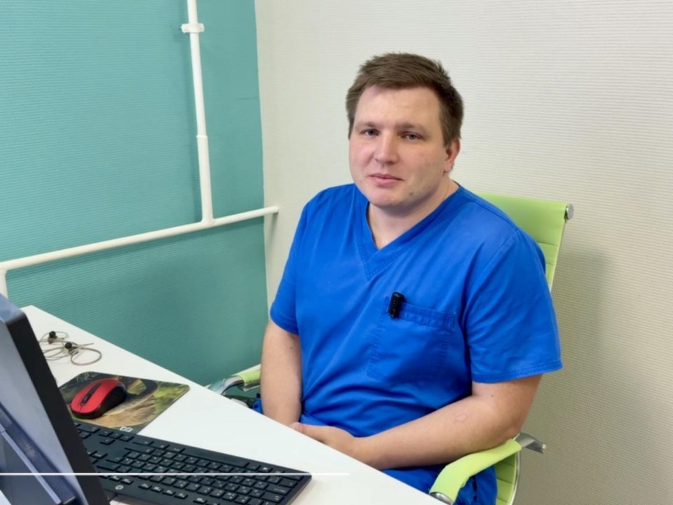 Из частного центра — в госполиклинику: опытный хирург вернулся в систему ОМС, чтобы лечить детей в Дедовске