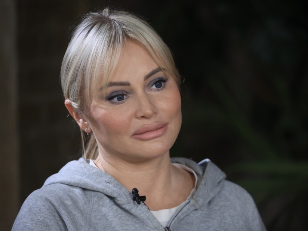 Давление и оскорбления: дочь Даны Борисовой призналась в операциях «по просьбе мамы»