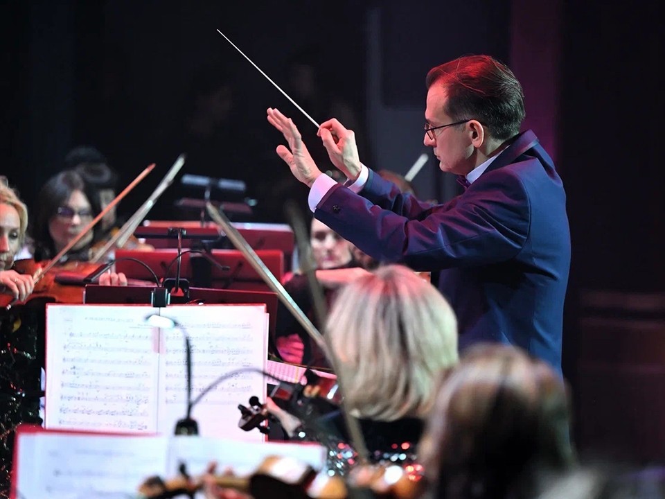 Симфония хит-парада: оркестр Ступина сыграл Николаева