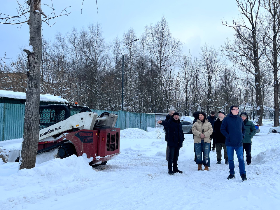 В Лобне проверили готовность дренажных систем в лесопарке и Центральном парке
