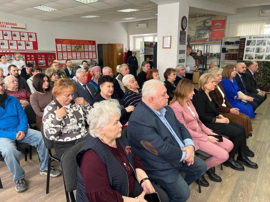 В Бронницах минутой молчания почтили память героев, павших в битве за Москву