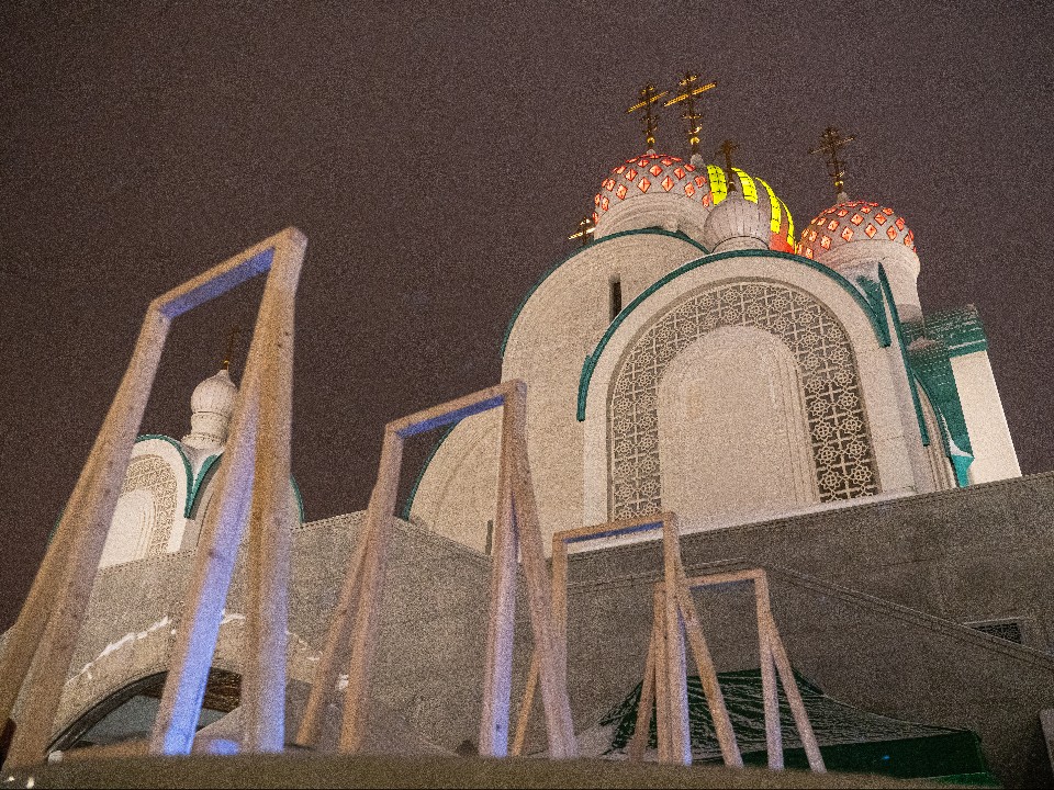 Обязательно ли верующим купаться на Крещение? В РПЦ дали ответ, который успокоит многих