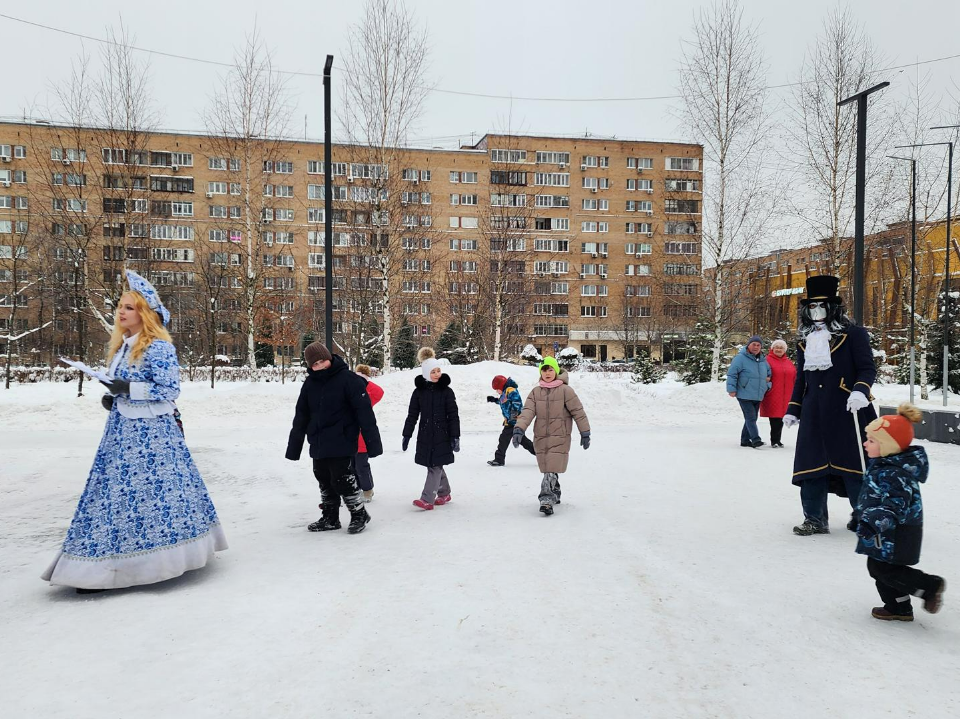 В Лобне дети вернули духу Шуховской башни любовь к Рождеству