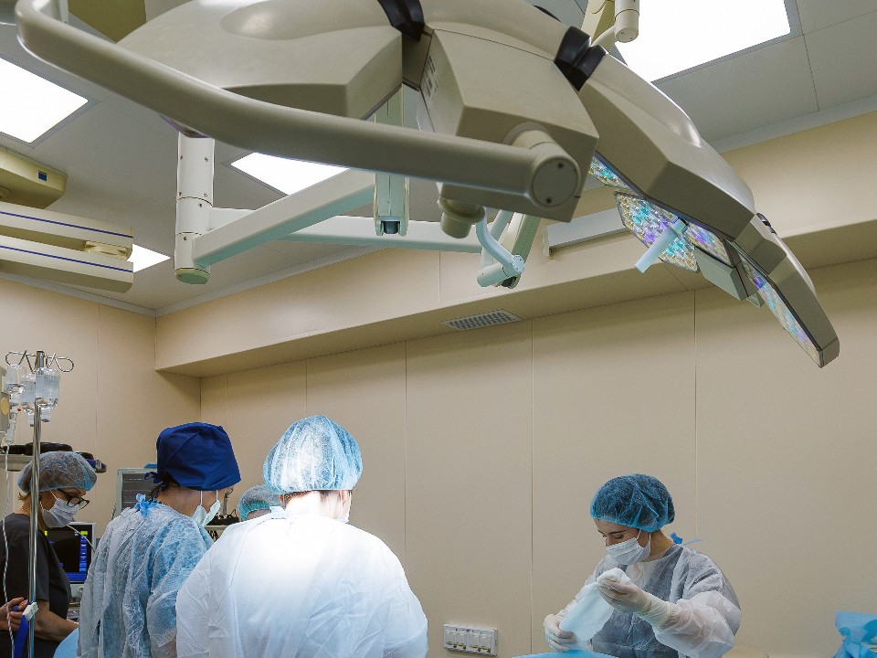 «Едва не убили на Бали»: что случилось с блогером Кариной Фадеевой в баре на райском острове