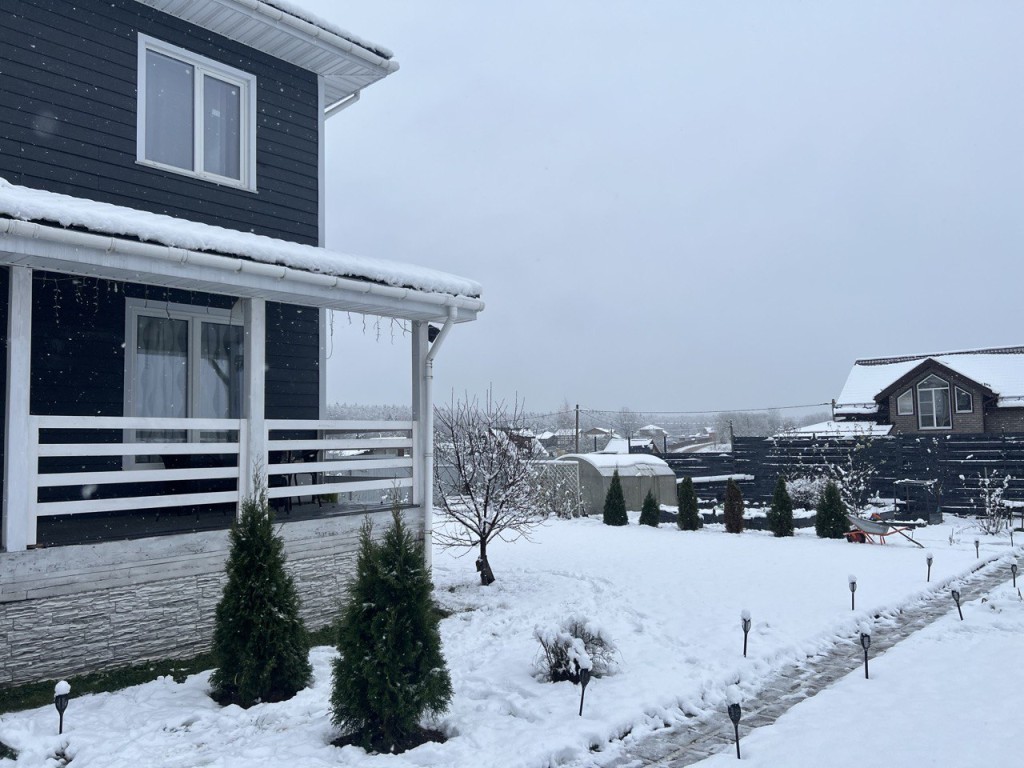 Сугроб на даче может стоить десятки тысяч: за какой снег на участке выпишут огромный штраф — ответ юриста