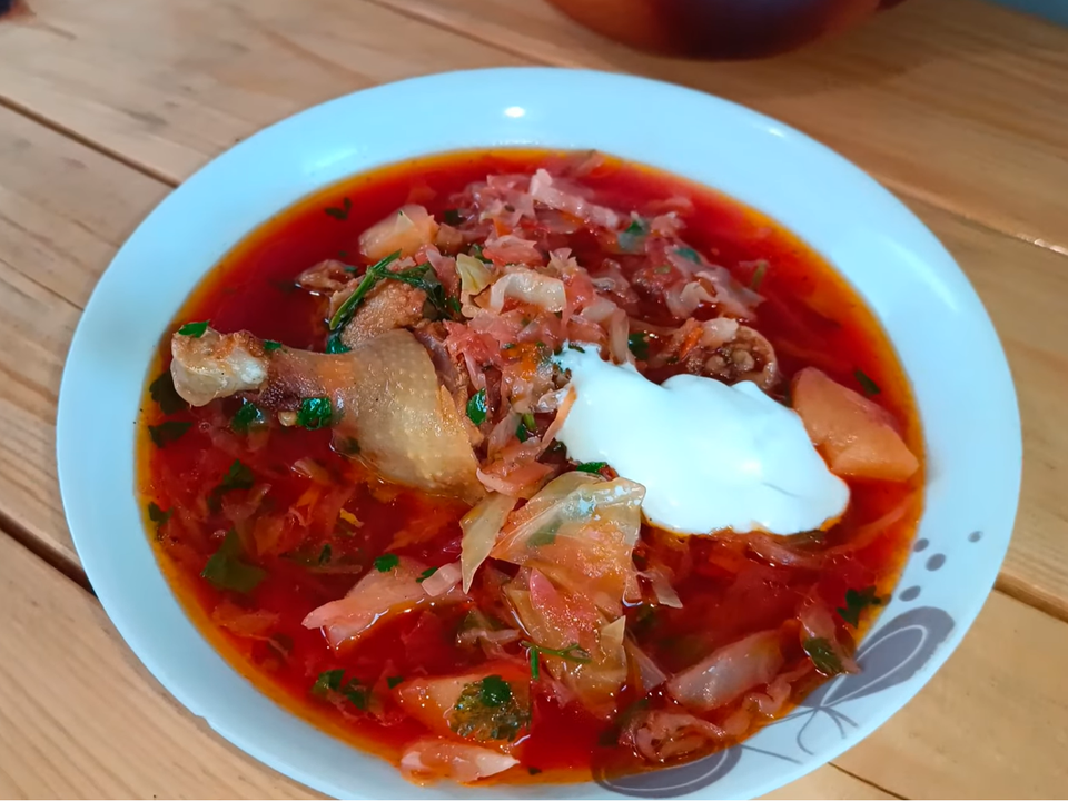 Ноль отходов: 6 идей превращения праздничного ужина в сегодняшний обед