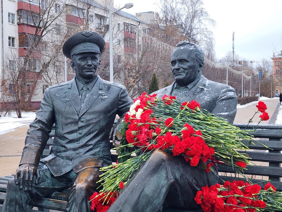 Внук Сергея Королева возложил цветы в память о конструкторе