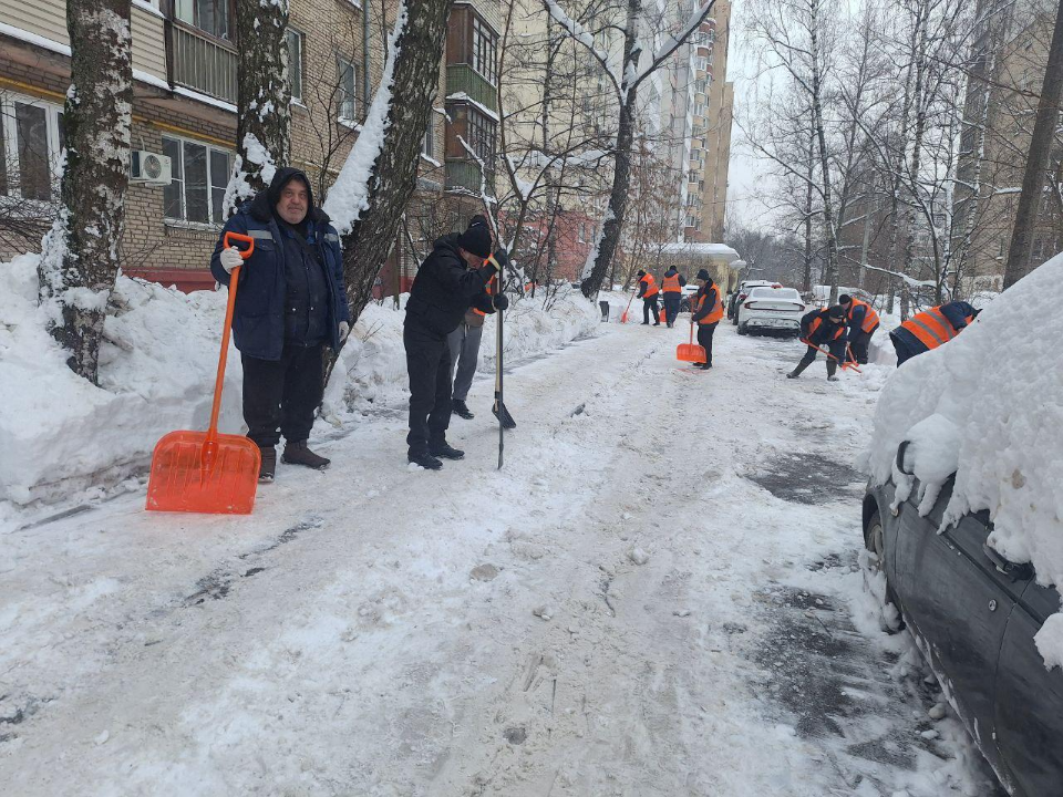 В Люберцах в уборке снега задействовано 150 единиц техники и больше тысячи рабочих