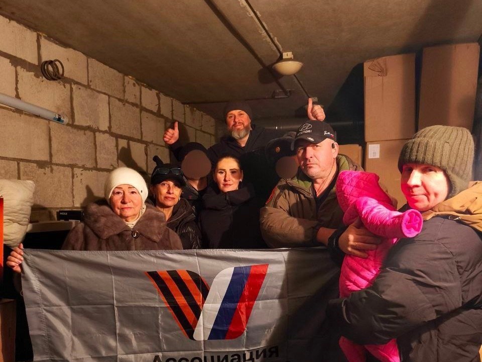 Помощь от чистого сердца: ветеранам СВО и их семьям передали детские кроватки