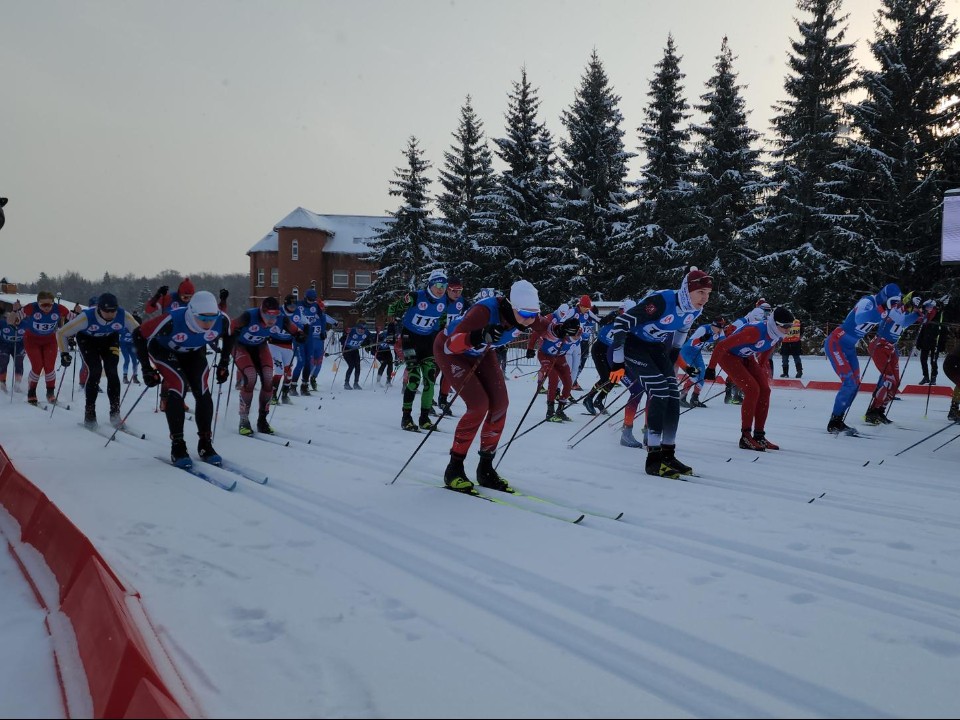 Чемпионат и первенство Москвы по лыжным гонкам собрали в Истре свыше 200 спортсменов