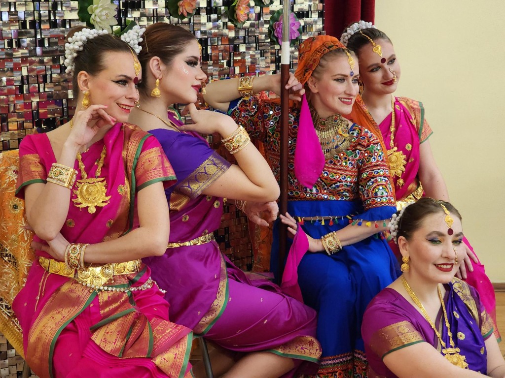 От древних танцев до украшений: как сергиевопосадцы путешествовали в Индию