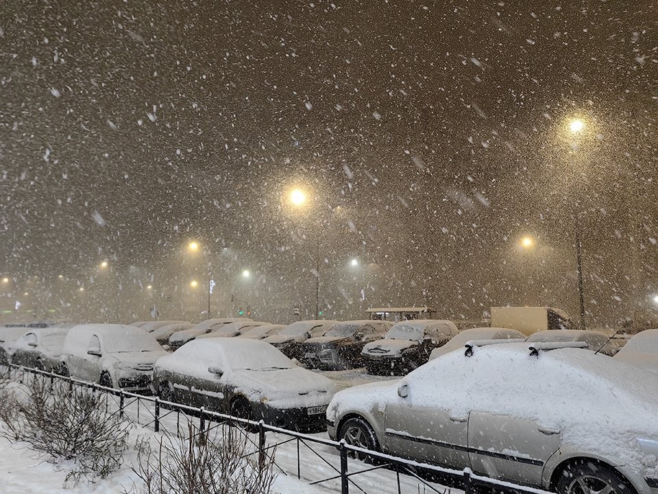 Компенсация за неубранный снег: куда жаловаться и что требовать