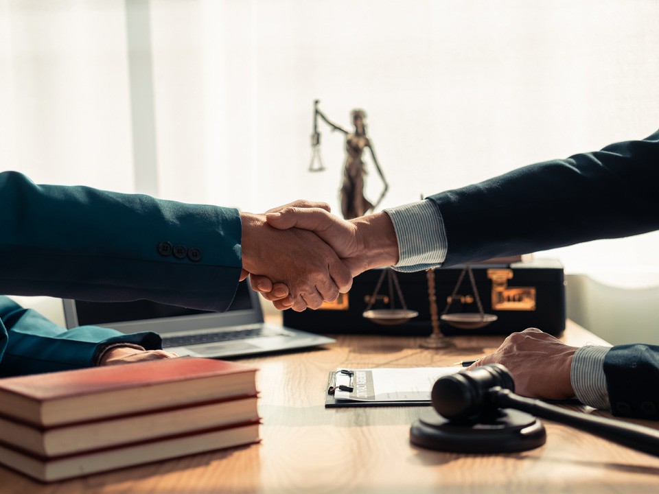 «Кислотный маньяк» из Монино нанял адвокатов, чтобы снизить компенсацию пострадавшей