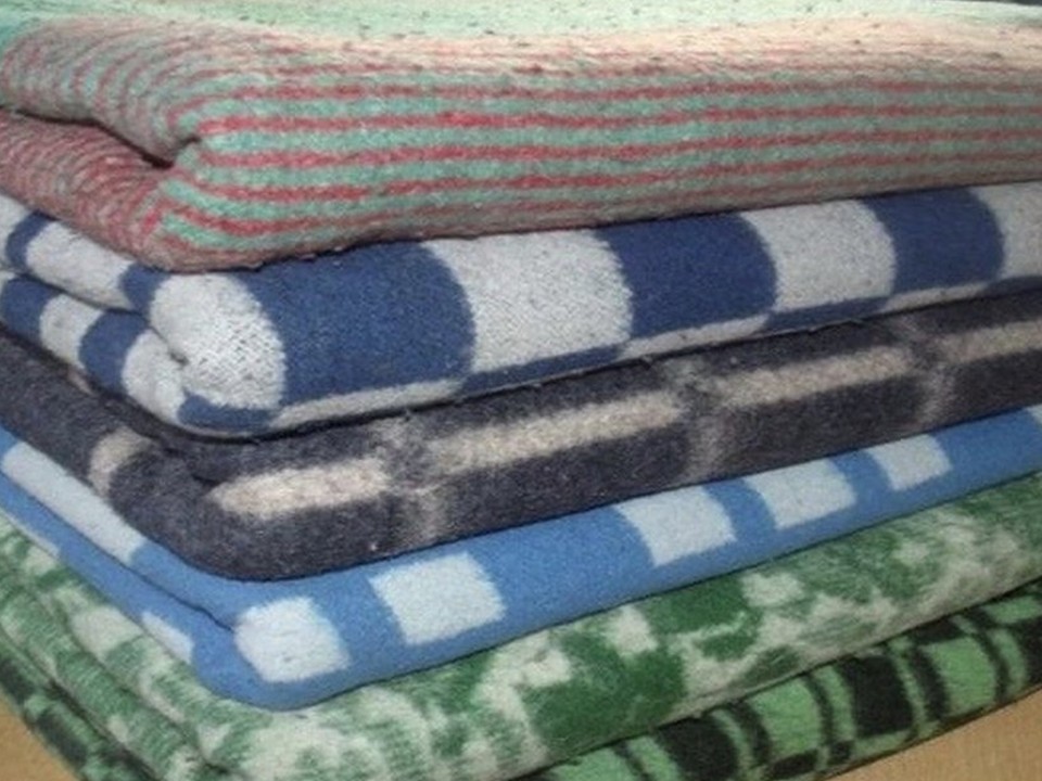 Частица домашнего тепла: мамы Ступина собирают одеяла для солдат