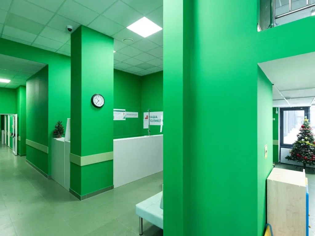 В новой поликлинике в ЖК «Инновация» в январе начали пополнять штат узких специалистов