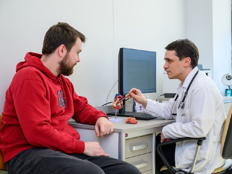 «Будет бардак»: почему нельзя пускать пациентов к врачам без направления