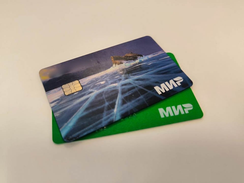 Борьба с перегибами: банки предложили штрафовать за каждый день блокировки карт