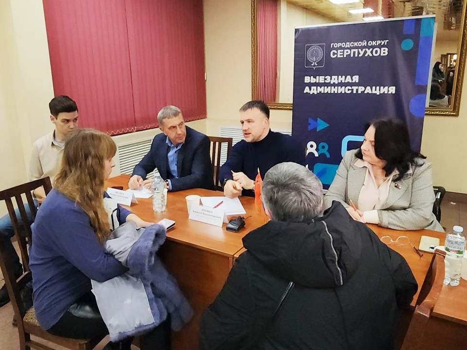 Многодетная семья участника СВО получила помощь в переезде и устройстве детей в образовательные учреждения