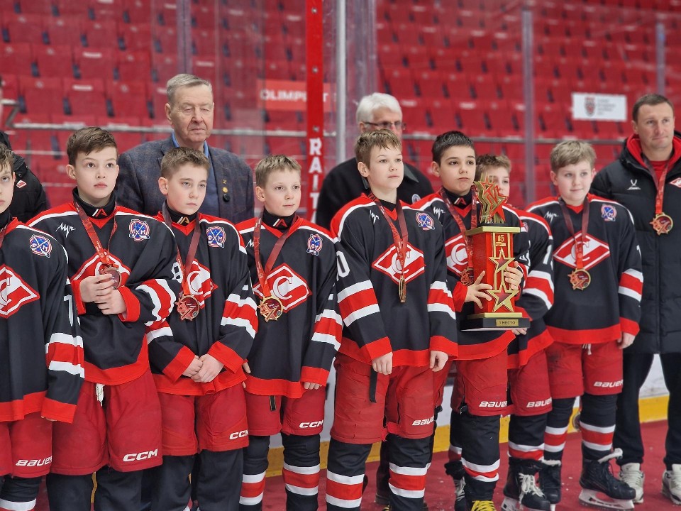 Хоккейный турнир на Кубок Юрия Ляпкина в Балашихе: кто заставил понервничать московский «Спартак» в финале