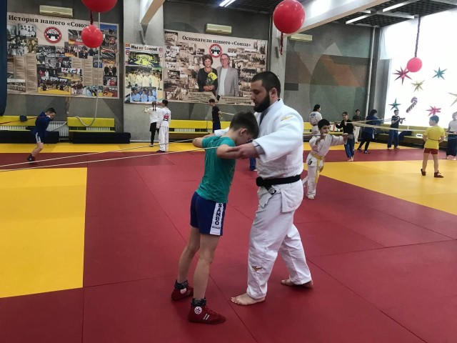 Нет времени на раскачку: в люберецкой СШОР «Союз» началась подготовка самбистов к областным соревнованиям