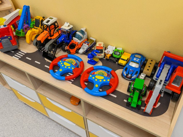 Теплые полы и новые комплексы: в двух детских садах Серпухова делают капремонт