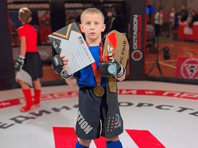 Маленький борец из Волоколамска стал трехкратным чемпионом столичного турнира