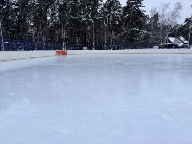 Стадион «Спартак» пригласил серпуховичей на первый лед нового сезона