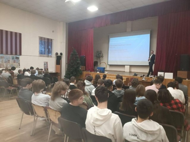 Робототехника вместо учебника: как в реутовской школе №4 прошел нестандартный день профориентации